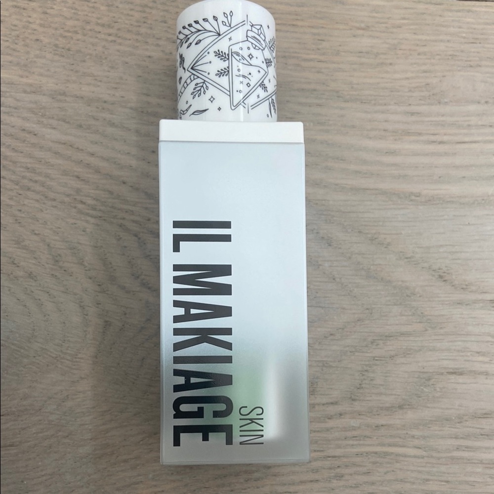IL MAKIAGE White Illuminate Face Oil Serum